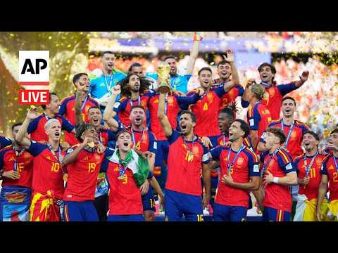 live:-spain’s-soccer-team-arrives-in-madrid-after-winning-2026-fifa-world-cup