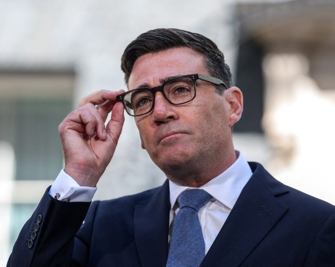 burnham’s-move-to-scrap-uk’s-digital-id-plans-earns-cheers-and-criticism