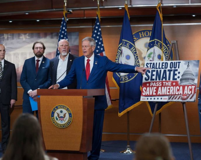 senate-faces-mounting-pressure-to-restrict-voting-rights