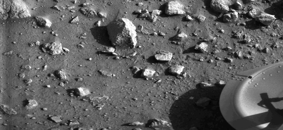 our-first-view-of-the-surface-of-mars