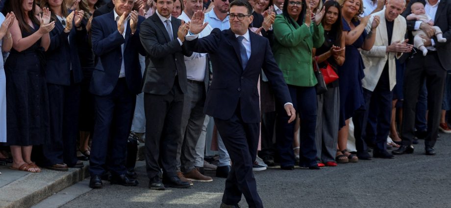 ‘we-need-to-be-better’:-andy-burnham-takes-over-as-british-prime-minister