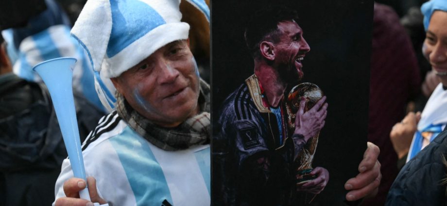 argentina,-minus-messi,-return-home-after-world-cup-final-heartbreak