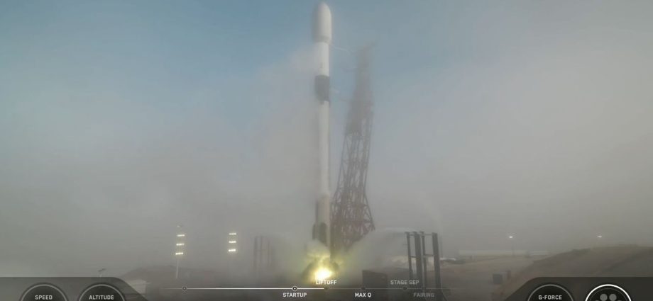Twice in a row: SpaceX rocket aborts launch at last second again (video)