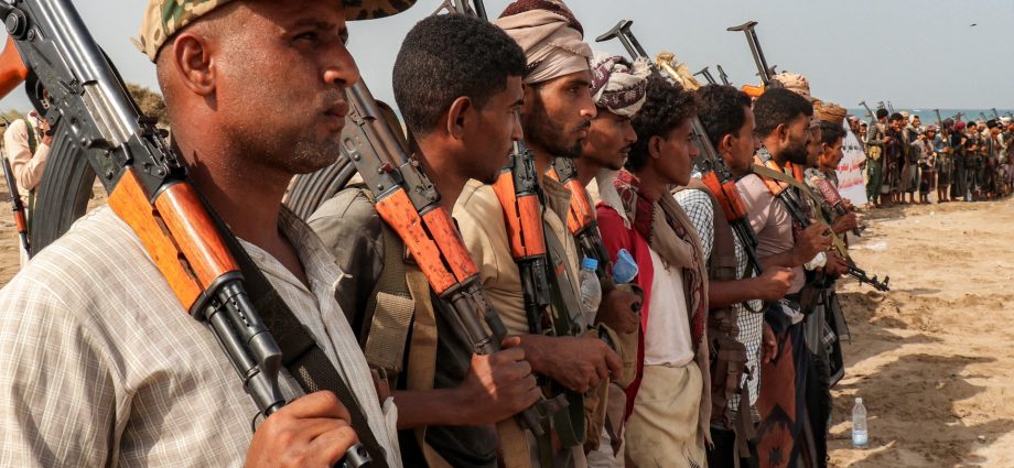saudi-condemns-houthi-blockade:-how-will-the-rest-of-the-world-be-impacted?
