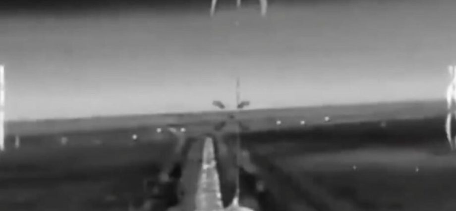 some-ukrainian-bomber-drones-aren’t-carrying-bombs-anymore-they’re-carrying-robots.