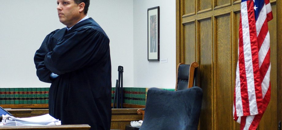 us.-attorney-who-served-for-54-minutes-sues-over-firing-by-the-traitor