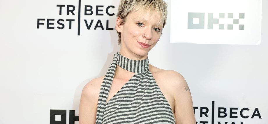 jess-mcleod-wants-more-messy-nonbinary-characters,-talks-‘camp-miasma’-and-‘she’s-nonbinary’-(exclusive)