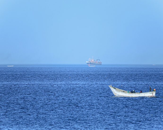more-than-140-dead,-missing-on-refugee-boat-stranded-off-mauritania
