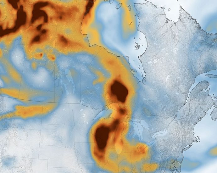 a-week-of-smoky-skies-across-north-america