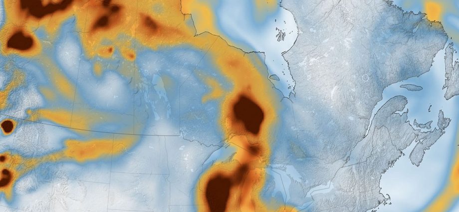 a-week-of-smoky-skies-across-north-america