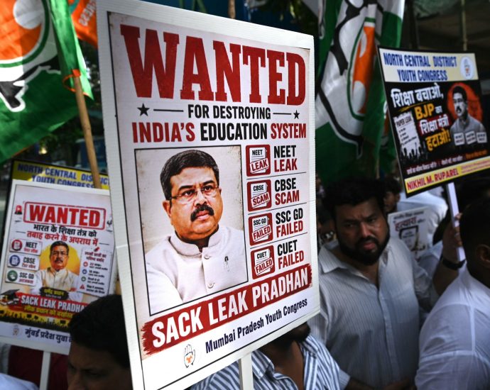 india-protest:-how-modi’s-refusal-to-sack-education-minister-fits-a-pattern