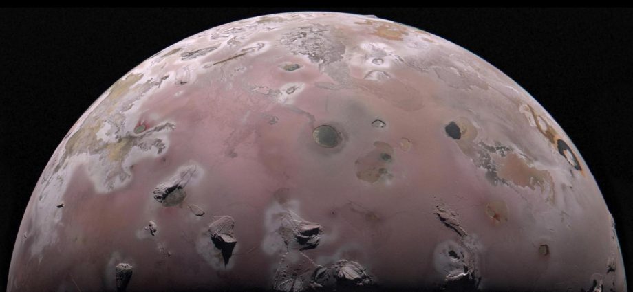 nasa’s-juno-takes-temperature-of-jupiter’s-fiery-moon-io