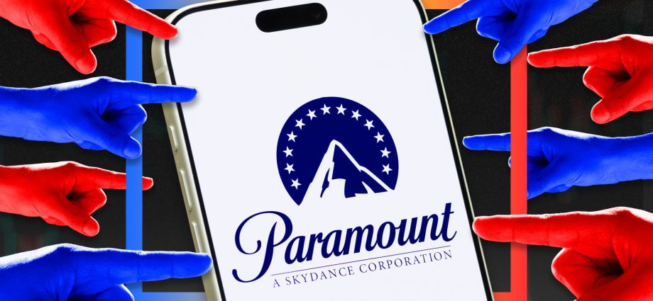everybody,-it-seems,-has-their-fingers-pointed-at-paramount