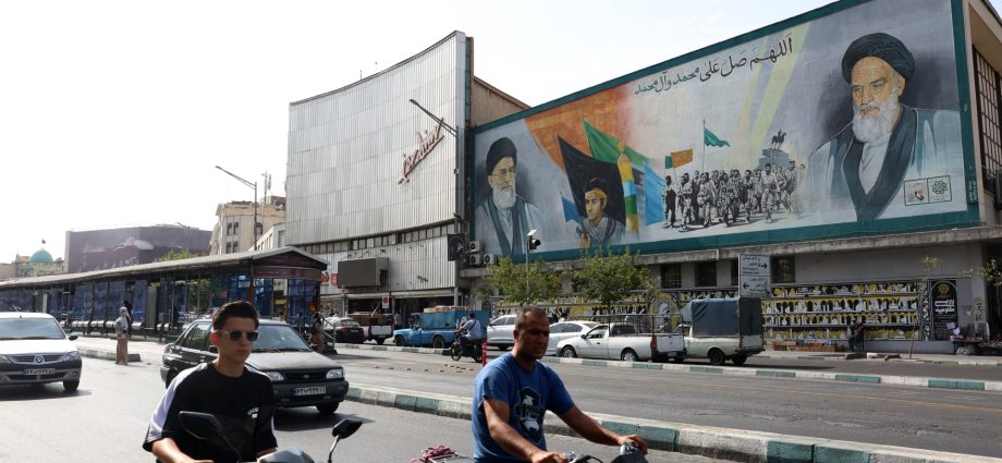 iran’s-judiciary-warns-against-‘infiltrators’,-announces-new-executions