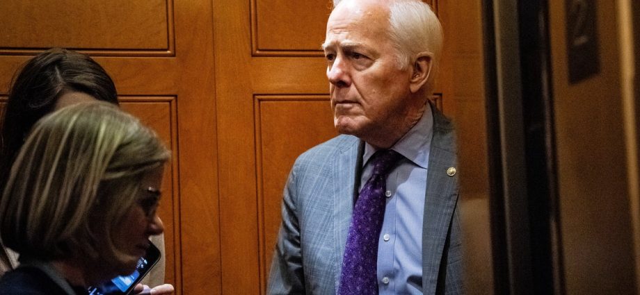 key-republican-senator-calls-todd-blanche-answers-‘not-good-enough’