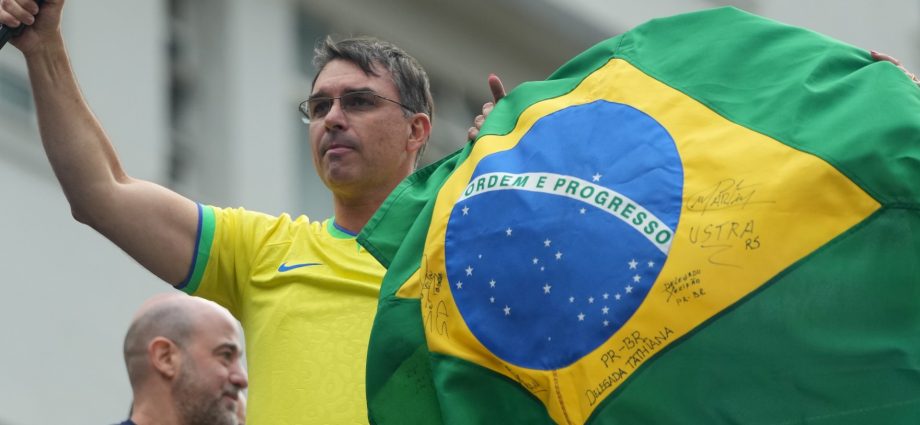 us-tariffs-‘strengthen’-lula-against-bolsonaro’s-son-in-upcoming-elections