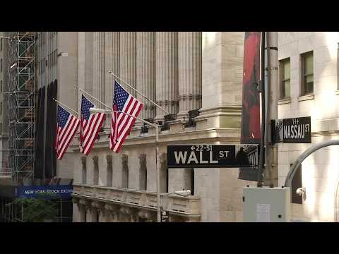 s&p-500,-nasdaq-close-lower-ahead-of-technology-earnings