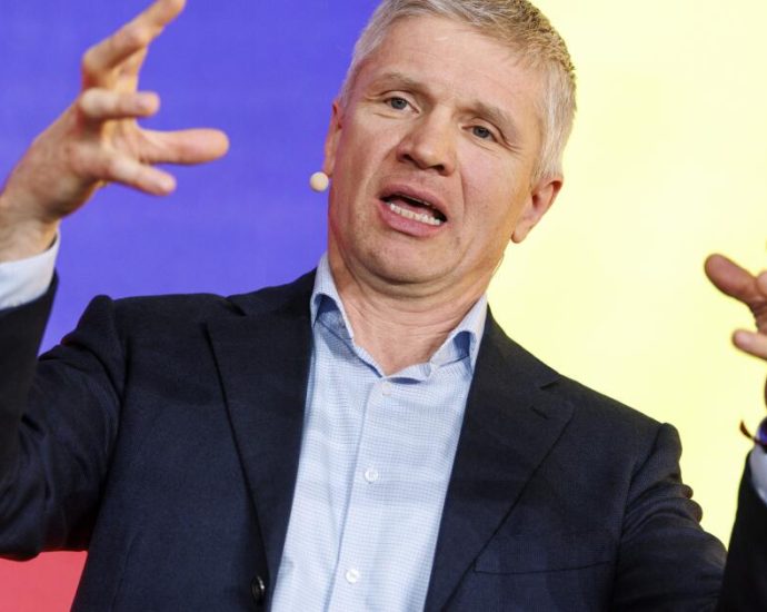 climate-change-keeps-adding-to-the-list-of-uninsurable-assets,-allianz-executive-says