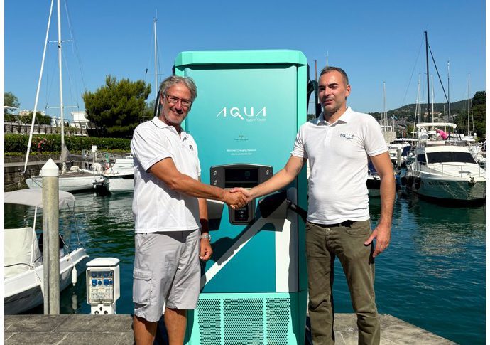 aqua-superpower-deploys-charging-for-electric-boats-and-cars-at-italian-marinas