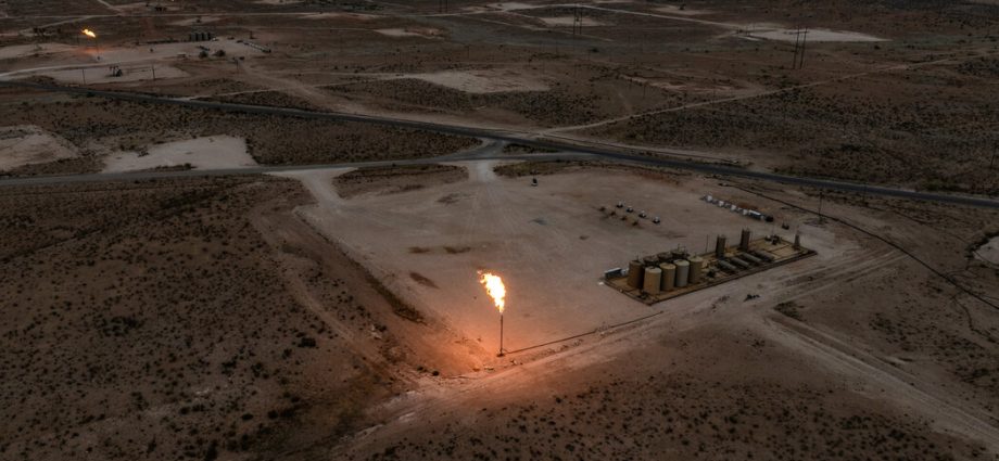 oil-firms-knew-for-decades-of-methane’s-danger-to-planet,-documents-suggest