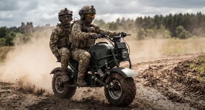 ukraine’s-newest-frontline-motorcycle-drives-over-anti-vehicle-mines-and-works-as-power-station