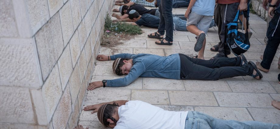 far-right-israeli-incursion-heightens-tensions-at-al-aqsa-ahead-of-election