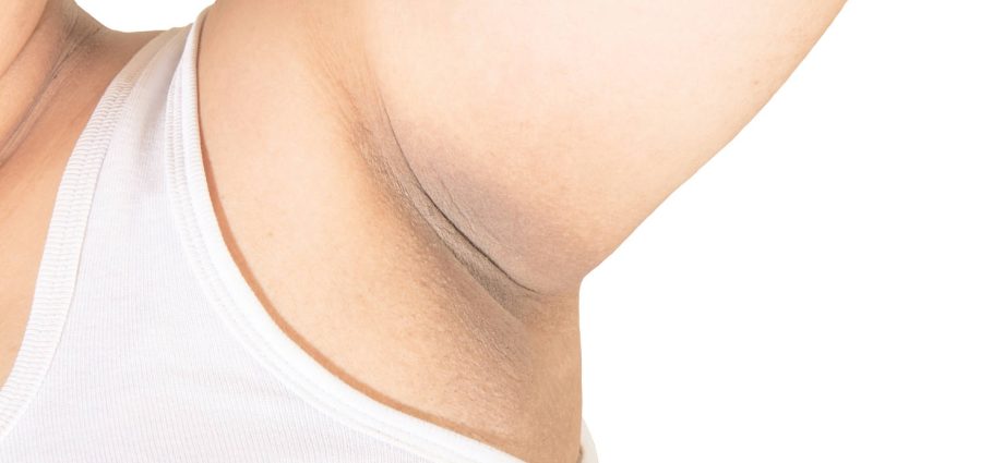 what-is-deodorant-concealer-and-is-the-viral-product-safe?-derms-weigh-in
