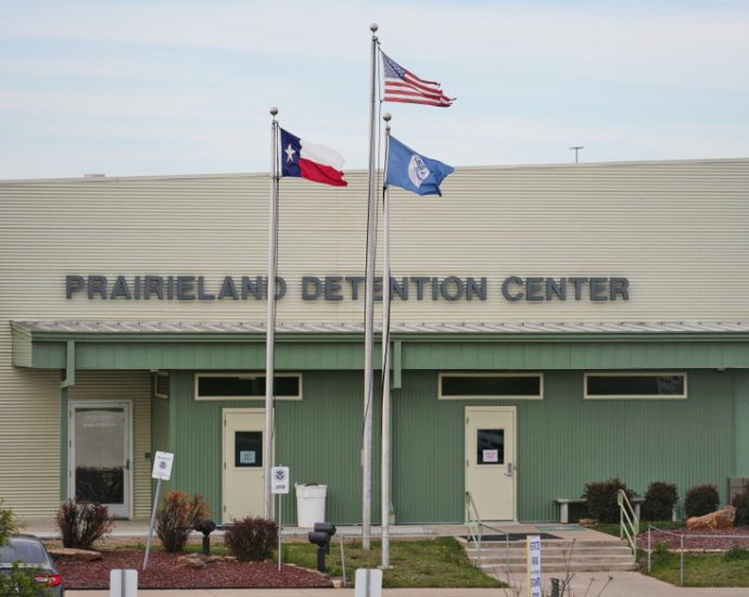 corporate-media-failed-the-prairieland-test