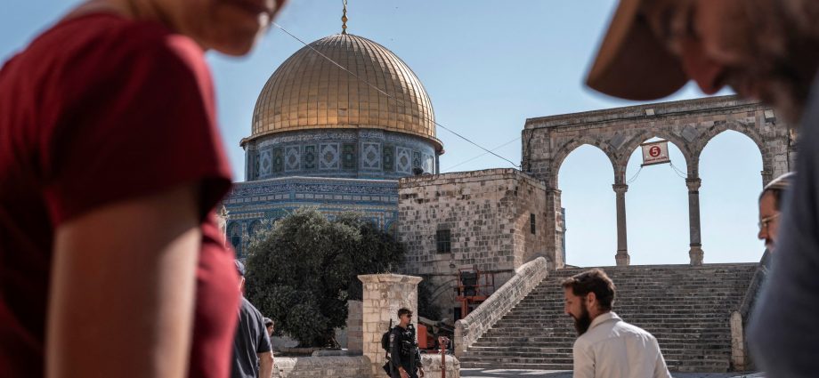 arab-and-muslim-countries-condemn-israeli-storming-of-al-aqsa-mosque