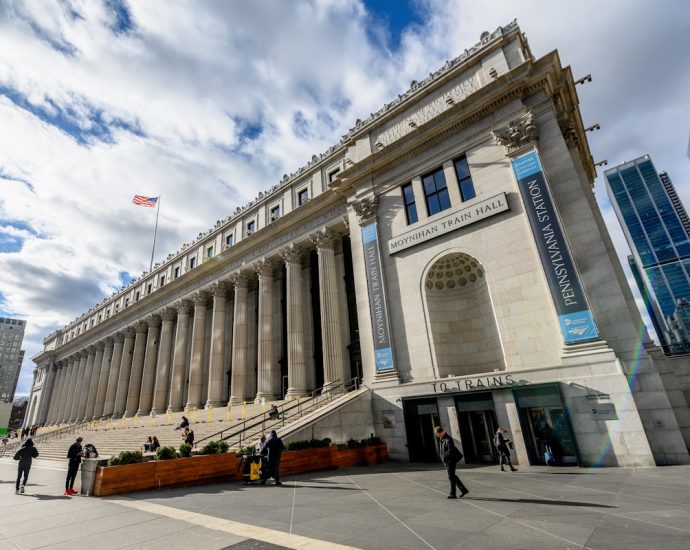 the-traitor-team-moves-to-rename-new-york’s-penn-station