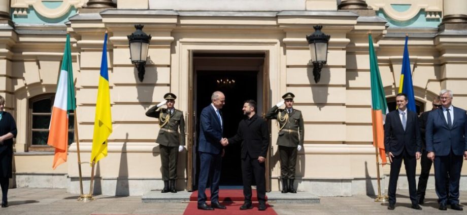 ireland’s-pm-brings-$146-million-aid-package-to-kyiv.-he-also-shares-findings-on-russian-owned-alumina-plant-in-ireland