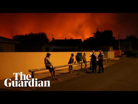 thousands-evacuated-in-south-of-france-as-wildfire-rages-across-pine-forest