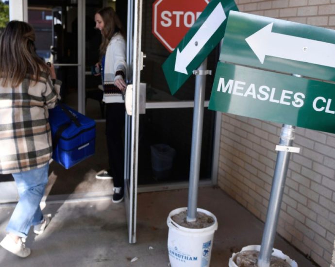 us-records-2,318-measles-cases,-already-surpassing-2025-total
