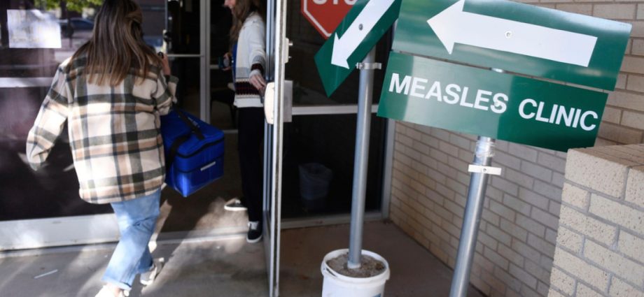 us-records-2,318-measles-cases,-already-surpassing-2025-total
