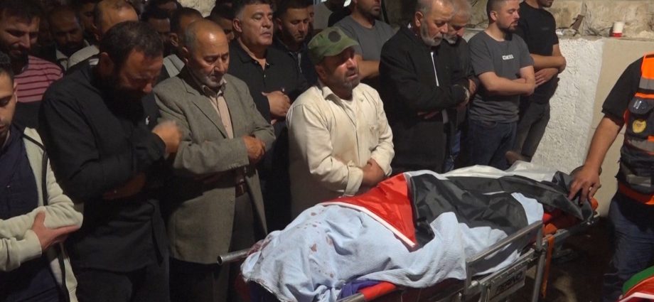 funerals-held-for-four-palestinians-killed-in-deadly-west-bank-shooting