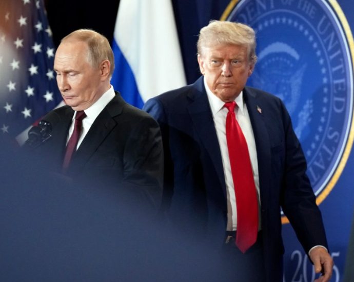 Contradicting Hegseth, The Traitor claims Russia is ‘not participating’ in Iran