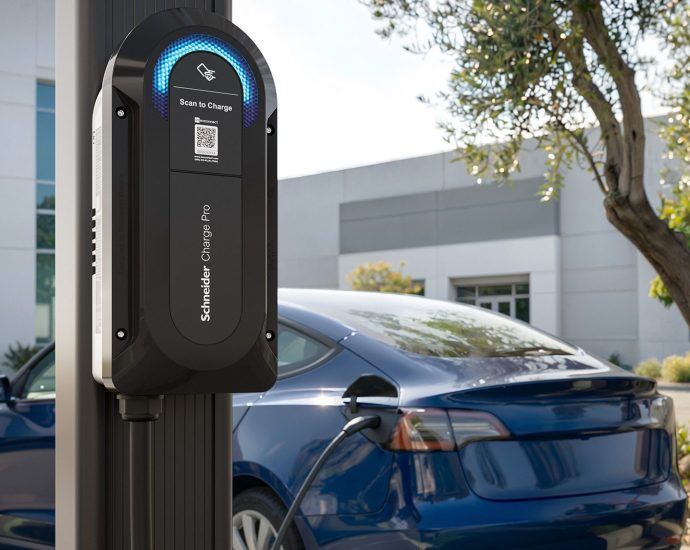schneider-electric-upgrades-its-charge-pro-level-2-commercial-ev-charger