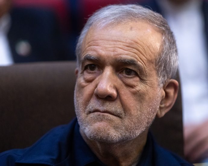 iran’s-government-spars-with-state-tv-as-mediators-push-talks-with-us