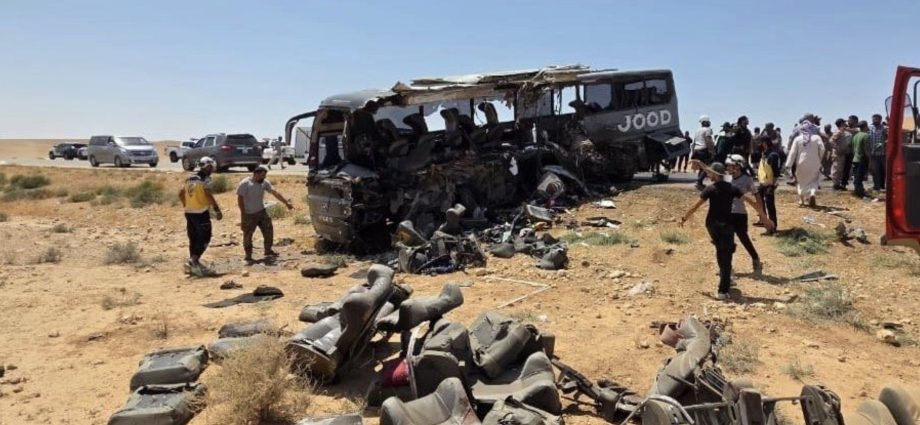at-least-35-killed-after-two-buses-collide-in-eastern-syria