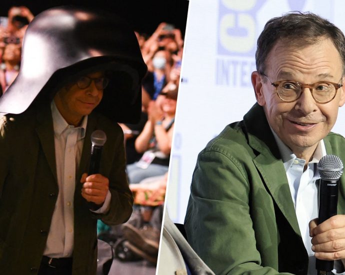 rick-moranis-ends-retirement-with-surprise-comic-con-appearance-for-‘spaceballs-2’