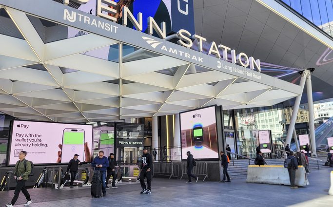 now-arriving-at-the-traitor-station?