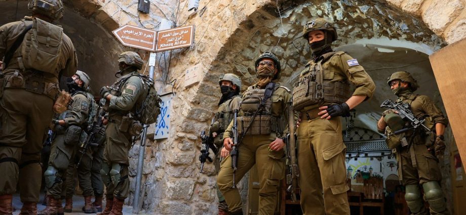 what’s-behind-the-israeli-crackdown-in-the-occupied-west-bank?