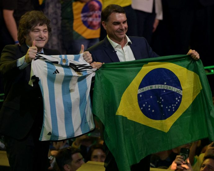 bolsonaro’s-son-begins-brazil-presidential-bid-with-netanyahu,-milei-kudos