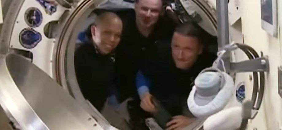 expedition-74-crewmates-board-soyuz-and-close-hatch-for-departure