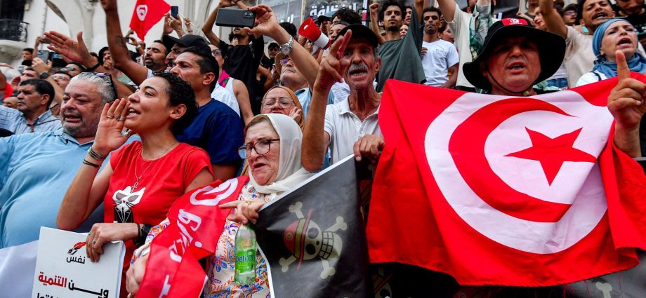 thousands-rally-against-tunisia’s-president-five-years-after-power-grab