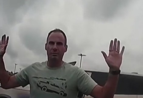 ‘are-you-serious?’:-cops-pull-over-driver-in-flock-mix-up