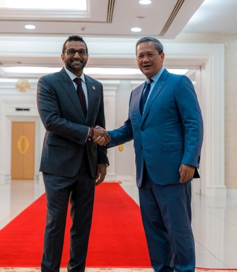 fbi-chief-holds-talks-in-cambodia-over-closer-cooperation-against-online-scammers