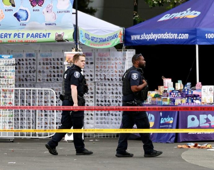 2-killed,-5-wounded-including-toddler-in-shooting-at-busy-food-festival-in-seattle