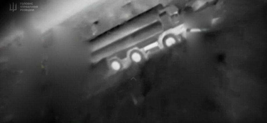 russia-spent-a-fortune-on-this-air-defense-system—watch-a-drone-undo-it-in-seconds