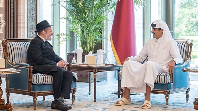 rabbis-visit-qatar’s-emir-for-condolences-in-show-of-interfaith-bonds